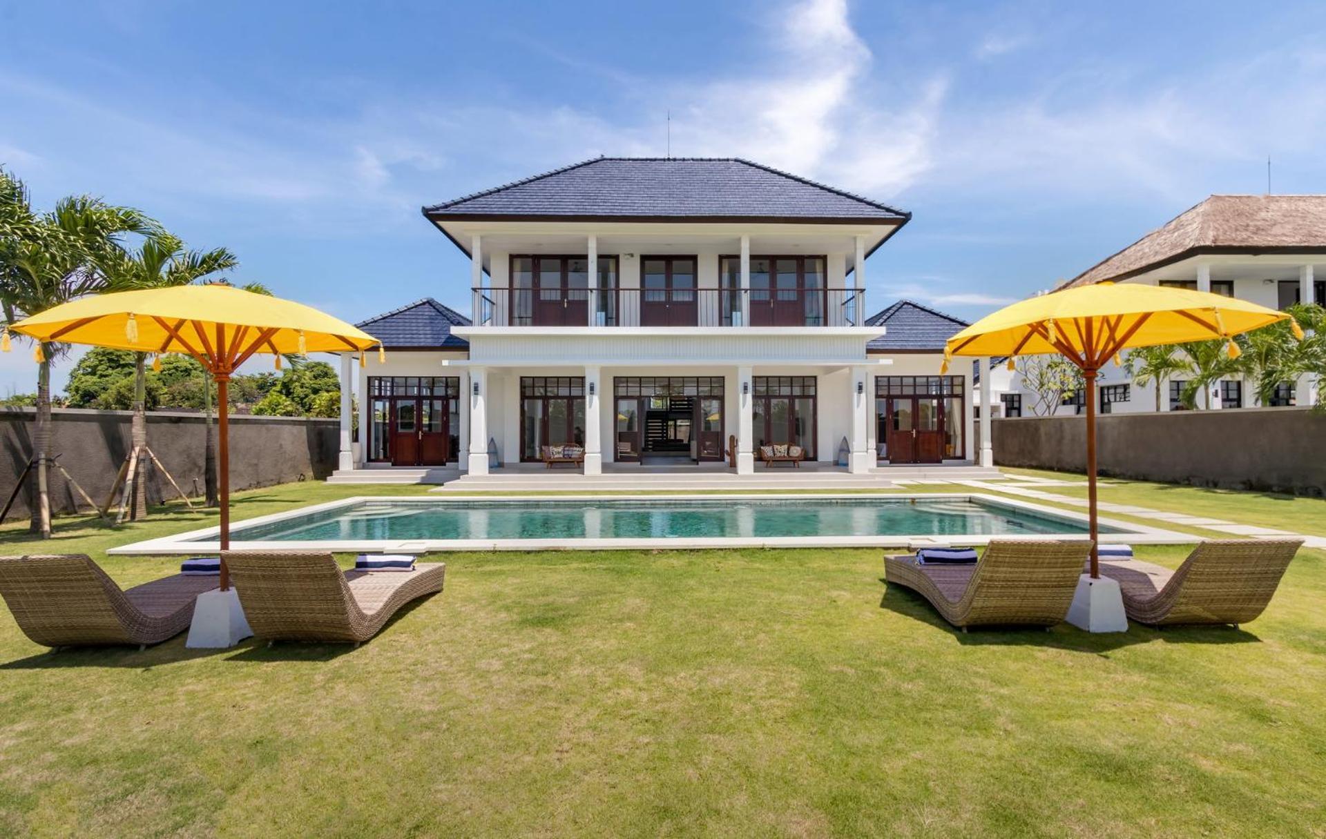 Villa Besakih 5Br, 5 Mins To Beach - Canggu Ngoại thất bức ảnh
