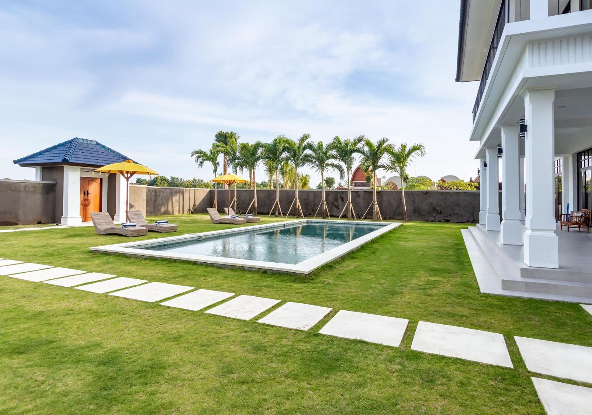 Villa Besakih 5Br, 5 Mins To Beach - Canggu Ngoại thất bức ảnh