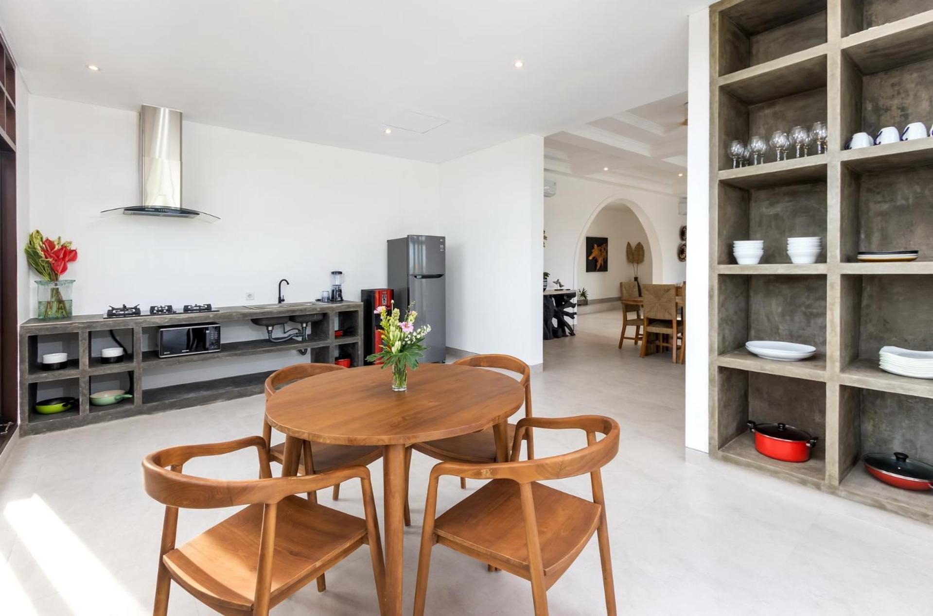 Villa Besakih 5Br, 5 Mins To Beach - Canggu Ngoại thất bức ảnh